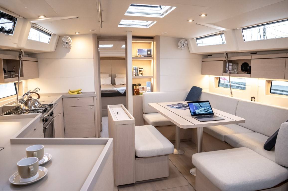 Oceanis 46.1, Nalu | Yacht Charter Croatia