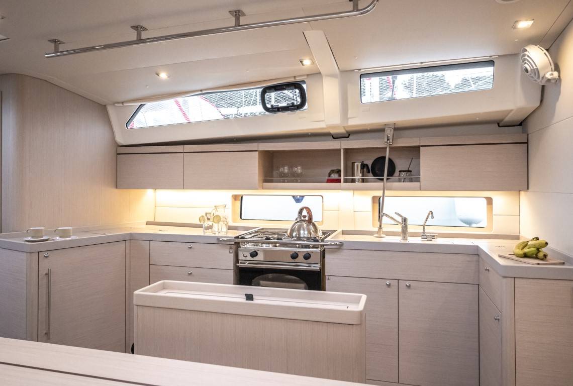 Oceanis 46.1, Nalu | Yacht Charter Croatia