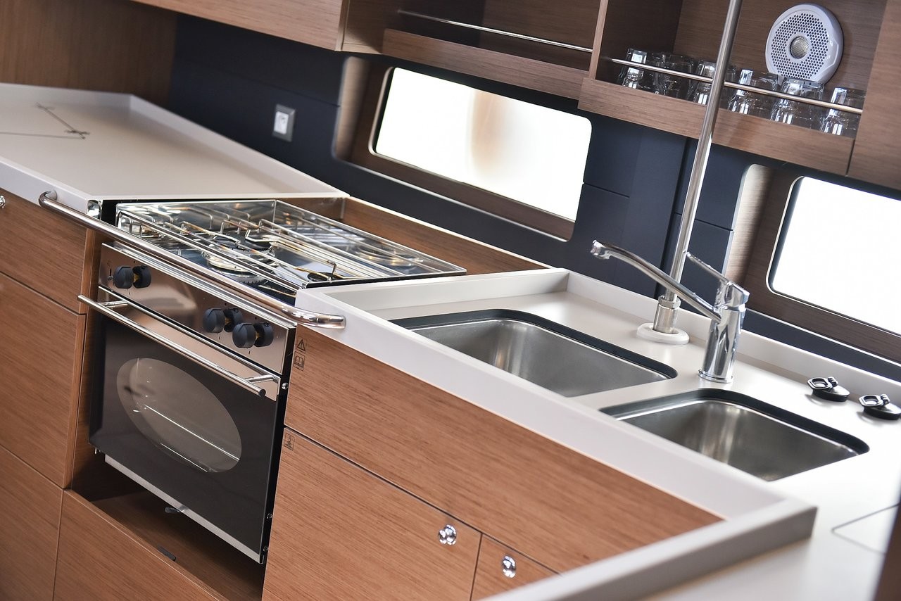 Oceanis 46.1, Speechless | Yacht Charter Croatia