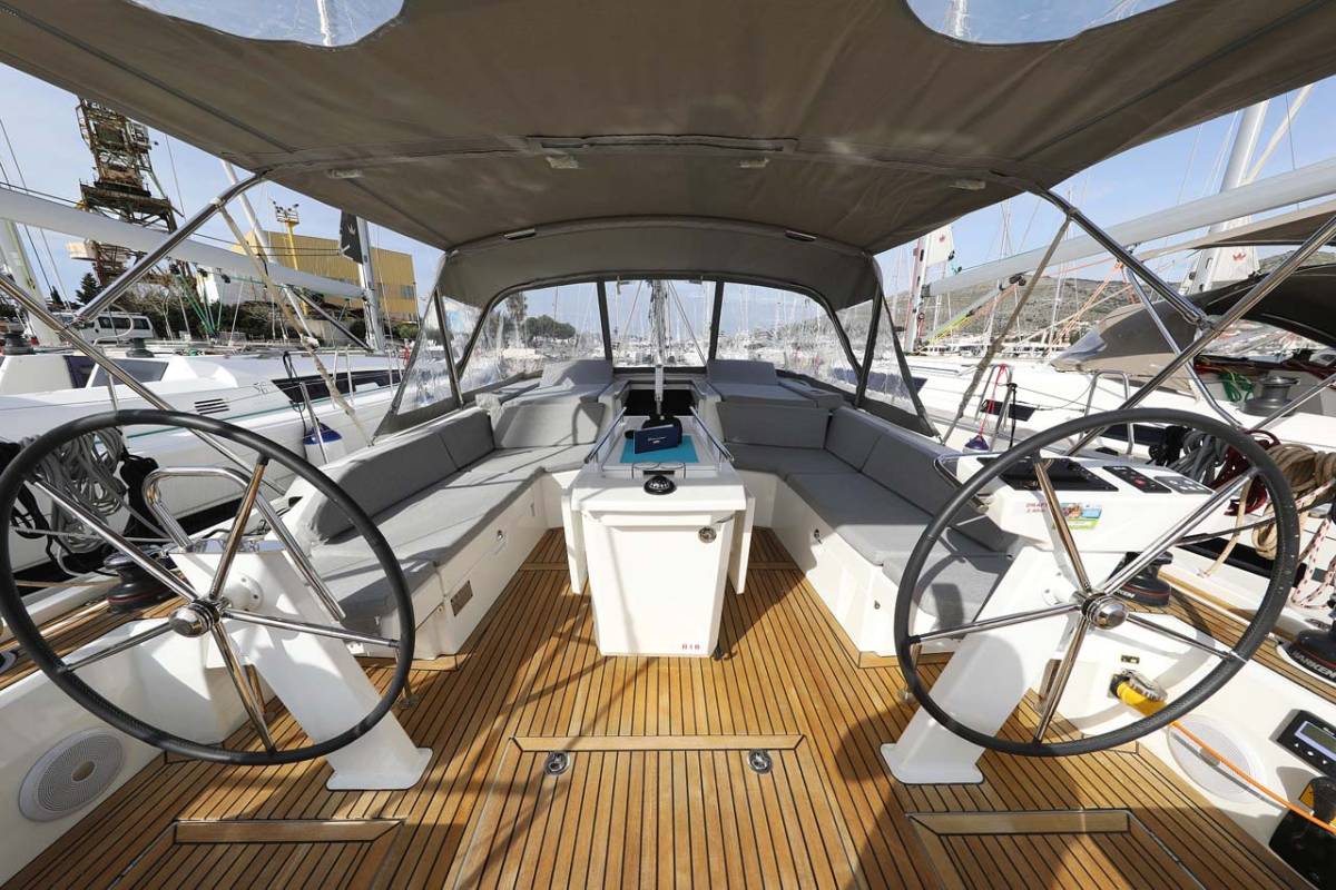 Oceanis 46.1, Maya | Yacht Charter Croatia