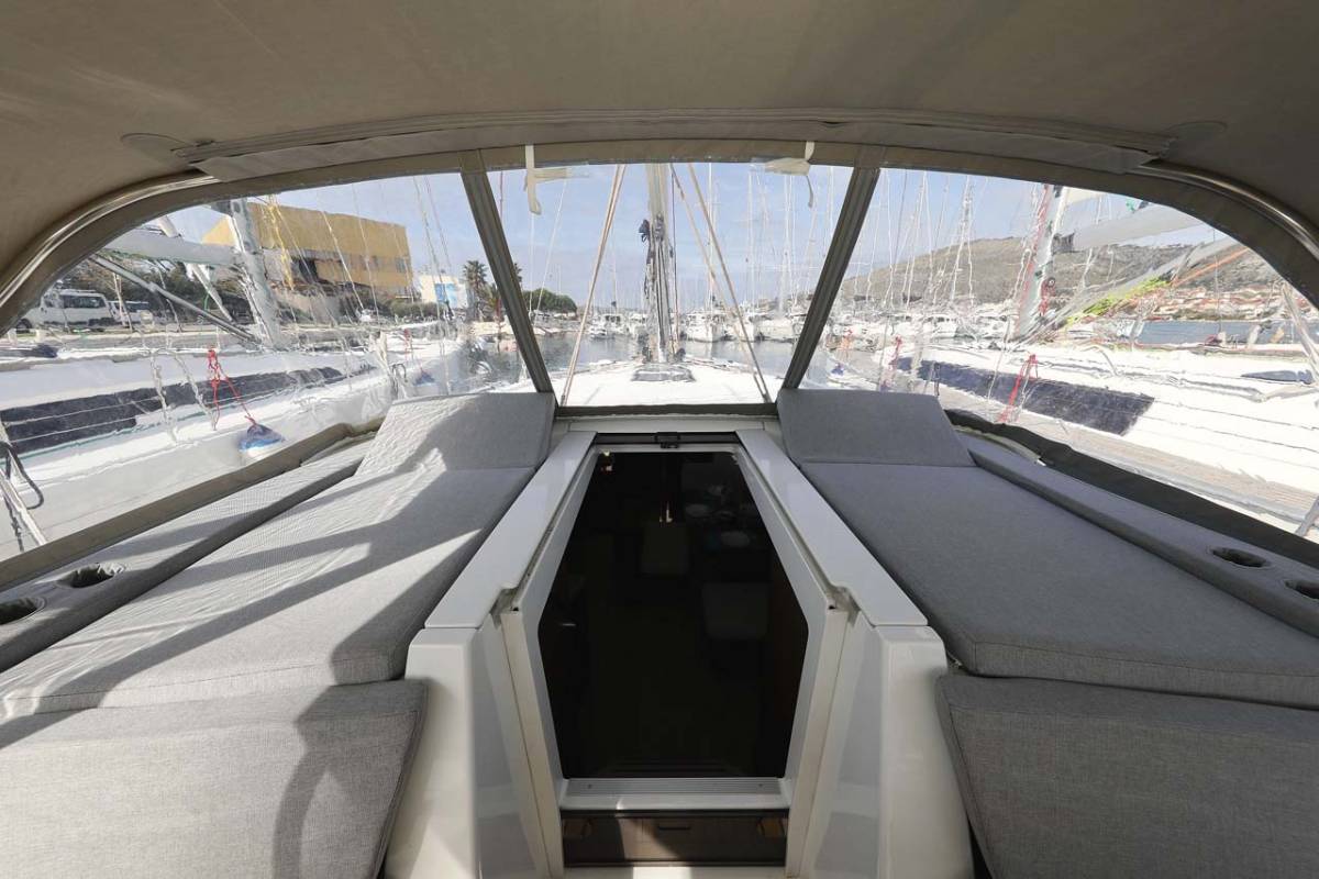 Oceanis 46.1, Maya | Yacht Charter Croatia