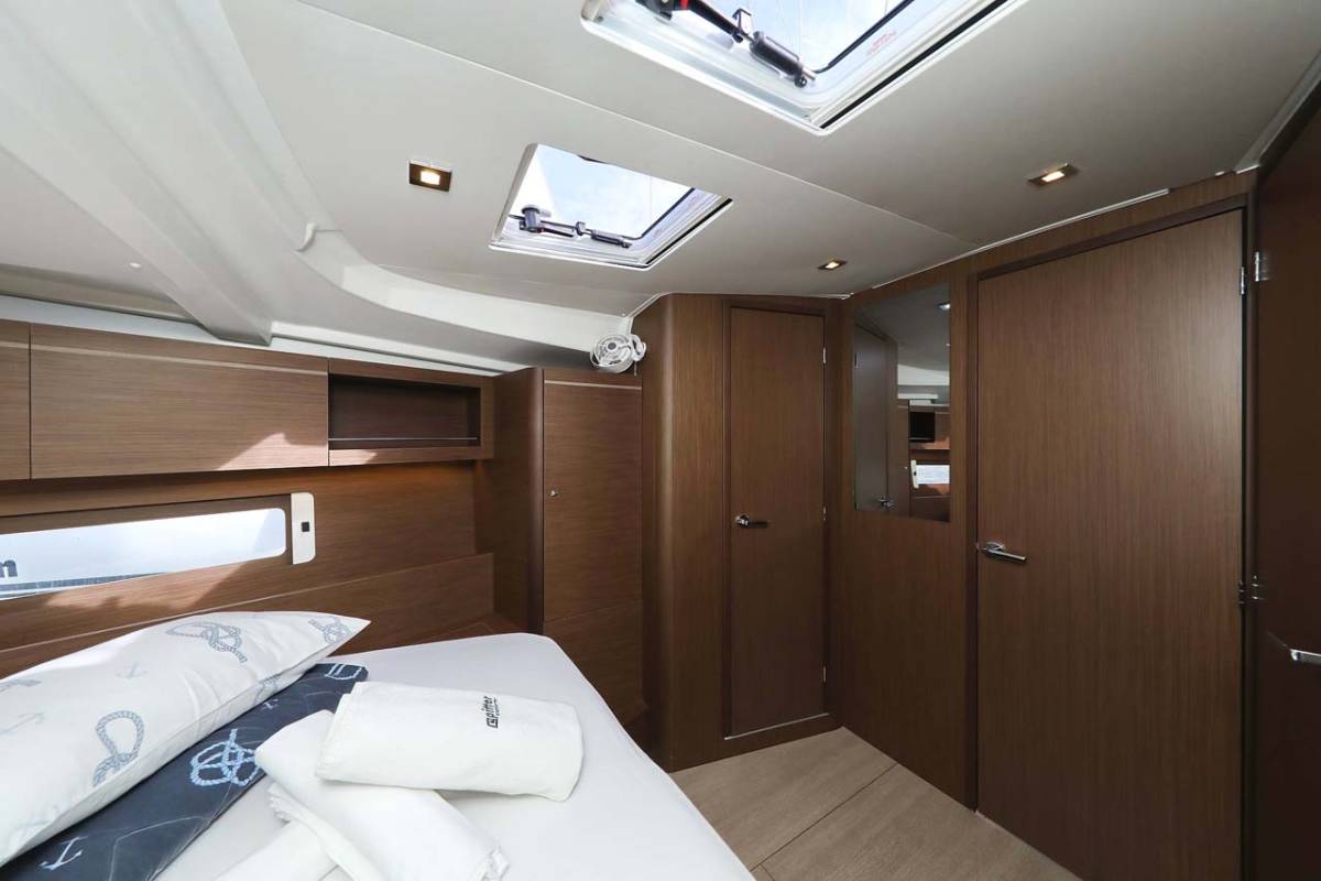 Oceanis 46.1, Maya | Yacht Charter Croatia