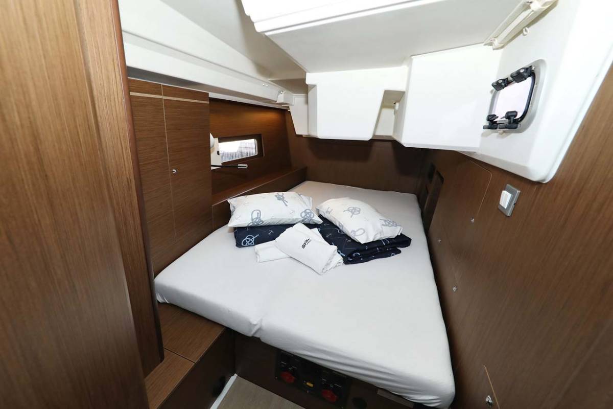 Oceanis 46.1, Maya | Yacht Charter Croatia