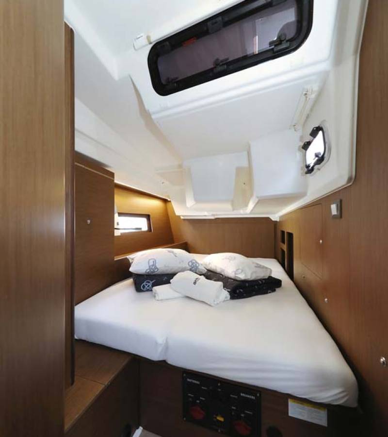 Oceanis 46.1, Maya | Yacht Charter Croatia