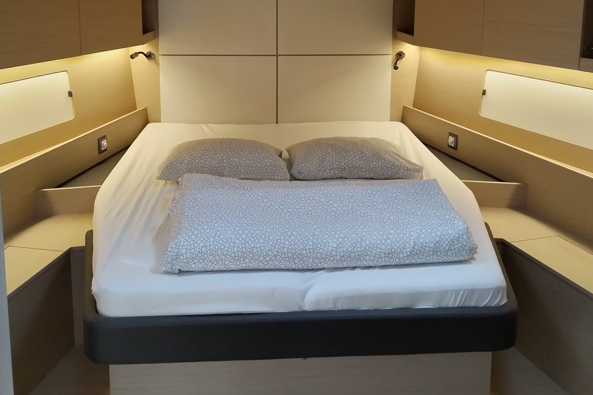 Oceanis 46.1, Rocket | Yacht Charter Croatia
