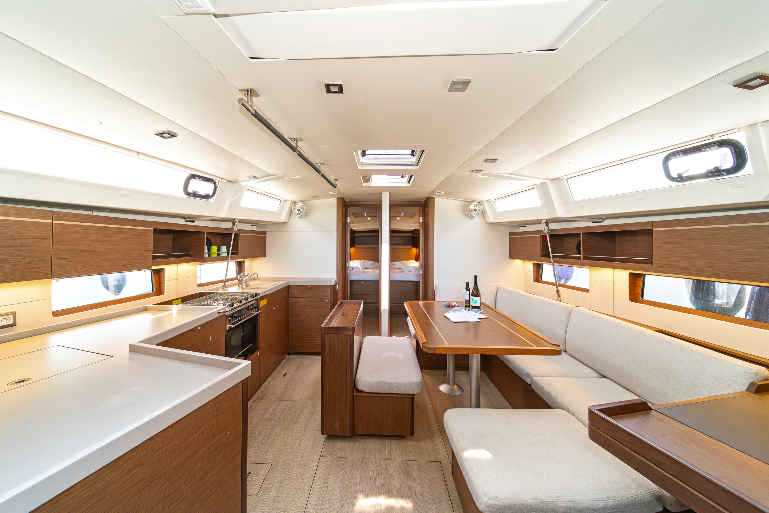 Oceanis 46.1, First Kiss | Yacht Charter Croatia