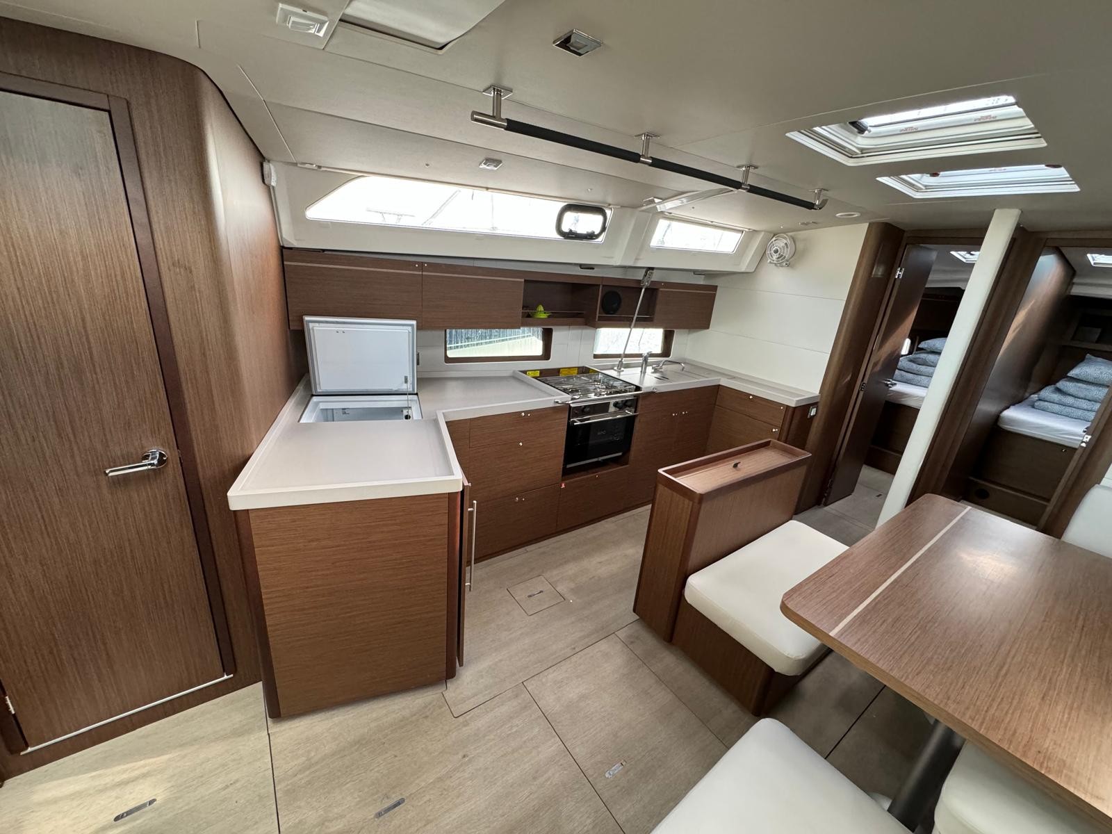 Oceanis 46.1, Miraculix | Yacht Charter Croatia