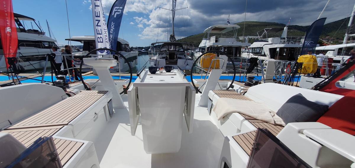 Oceanis 46.1, Dommie | Yacht Charter Croatia