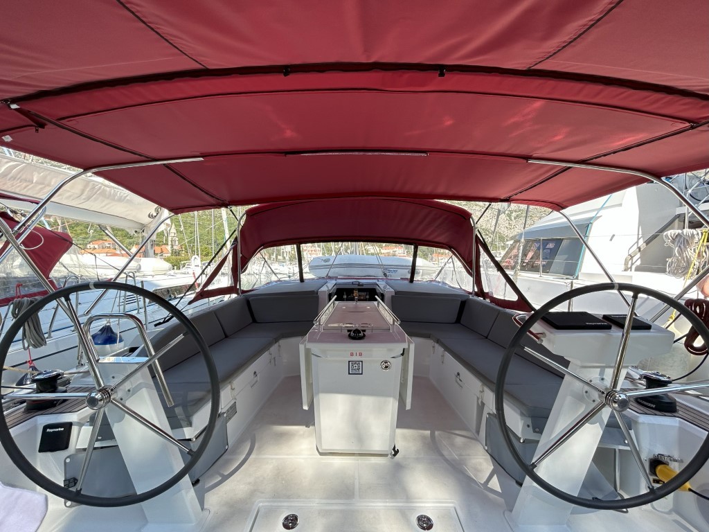 Oceanis 46.1, Bumblebee | Yacht Charter Croatia