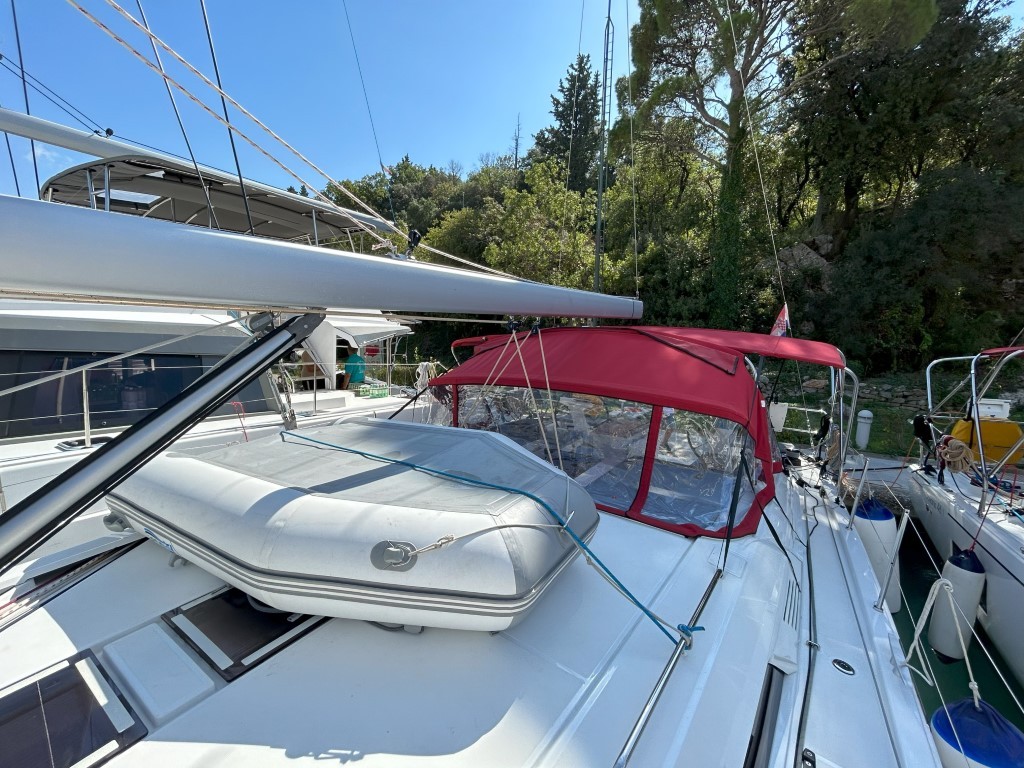 Oceanis 46.1, Bumblebee | Yacht Charter Croatia