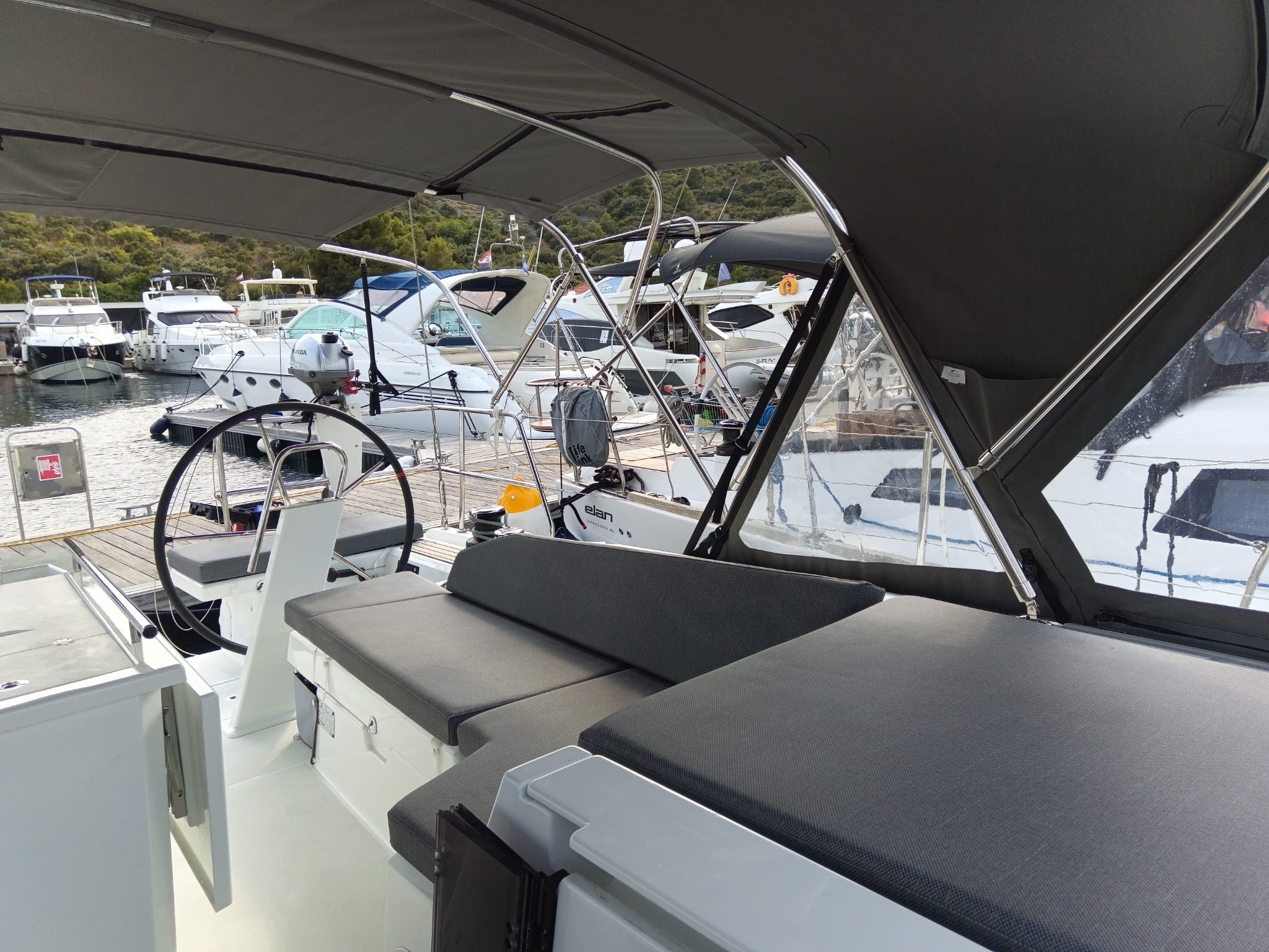 Oceanis 46.1, Zeppelin | Yacht Charter Croatia
