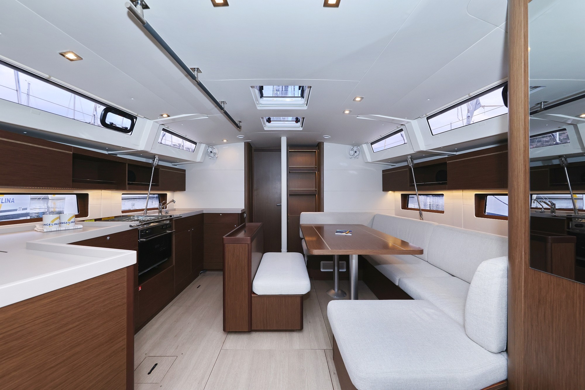 Oceanis 46.1, Zeppelin | Yacht Charter Croatia