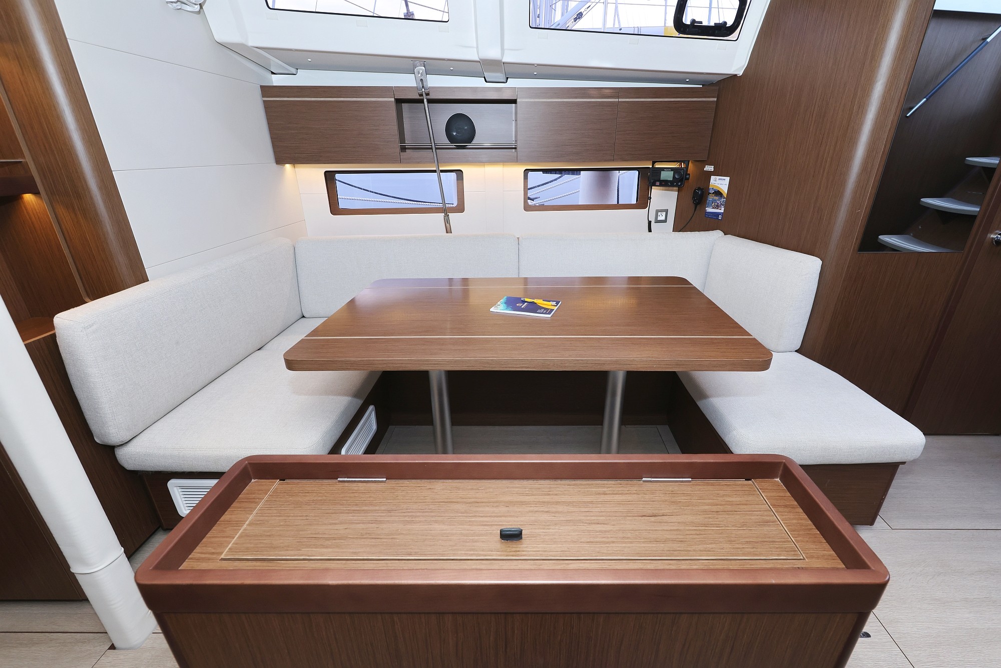 Oceanis 46.1, Zeppelin | Yacht Charter Croatia
