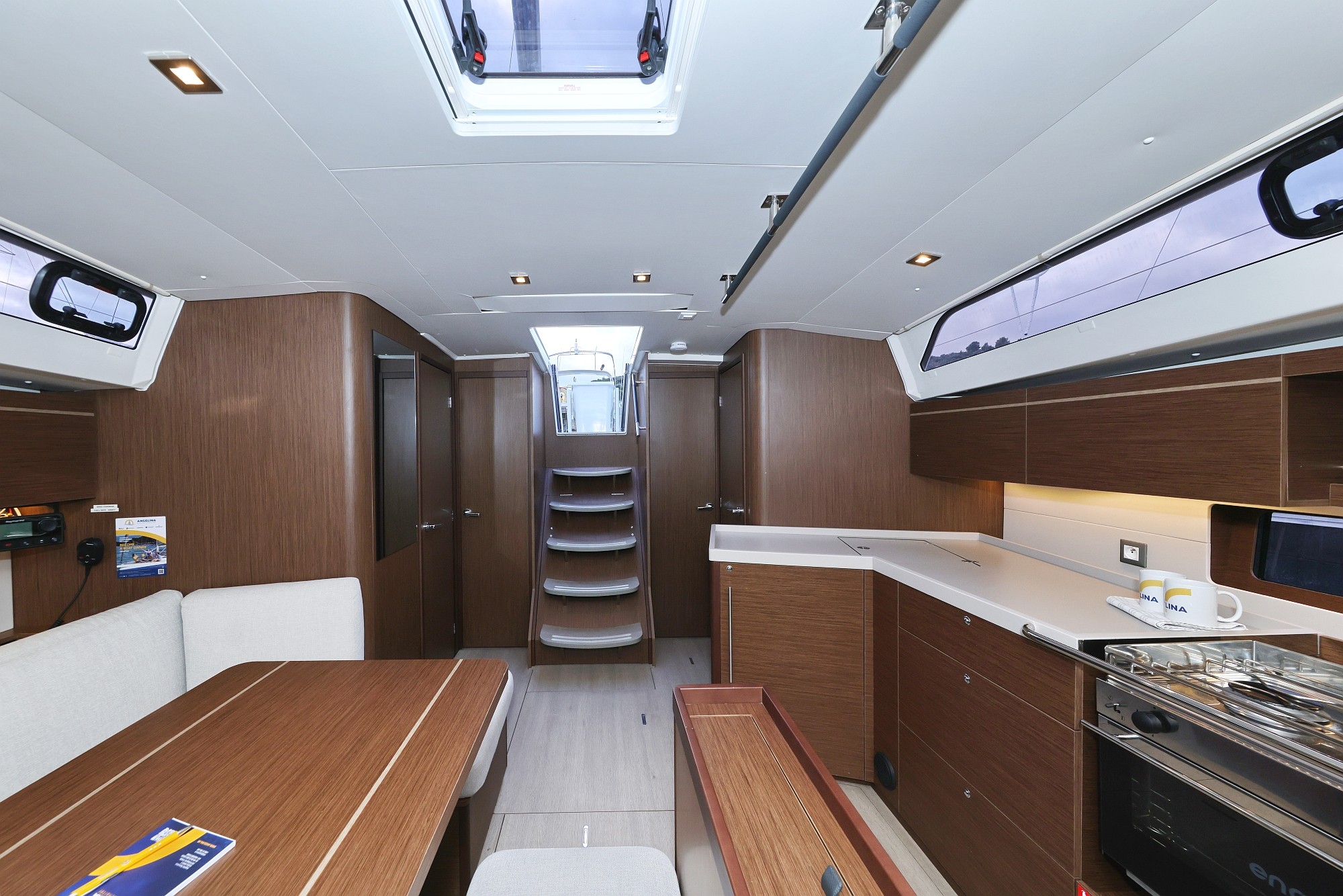 Oceanis 46.1, Zeppelin | Yacht Charter Croatia