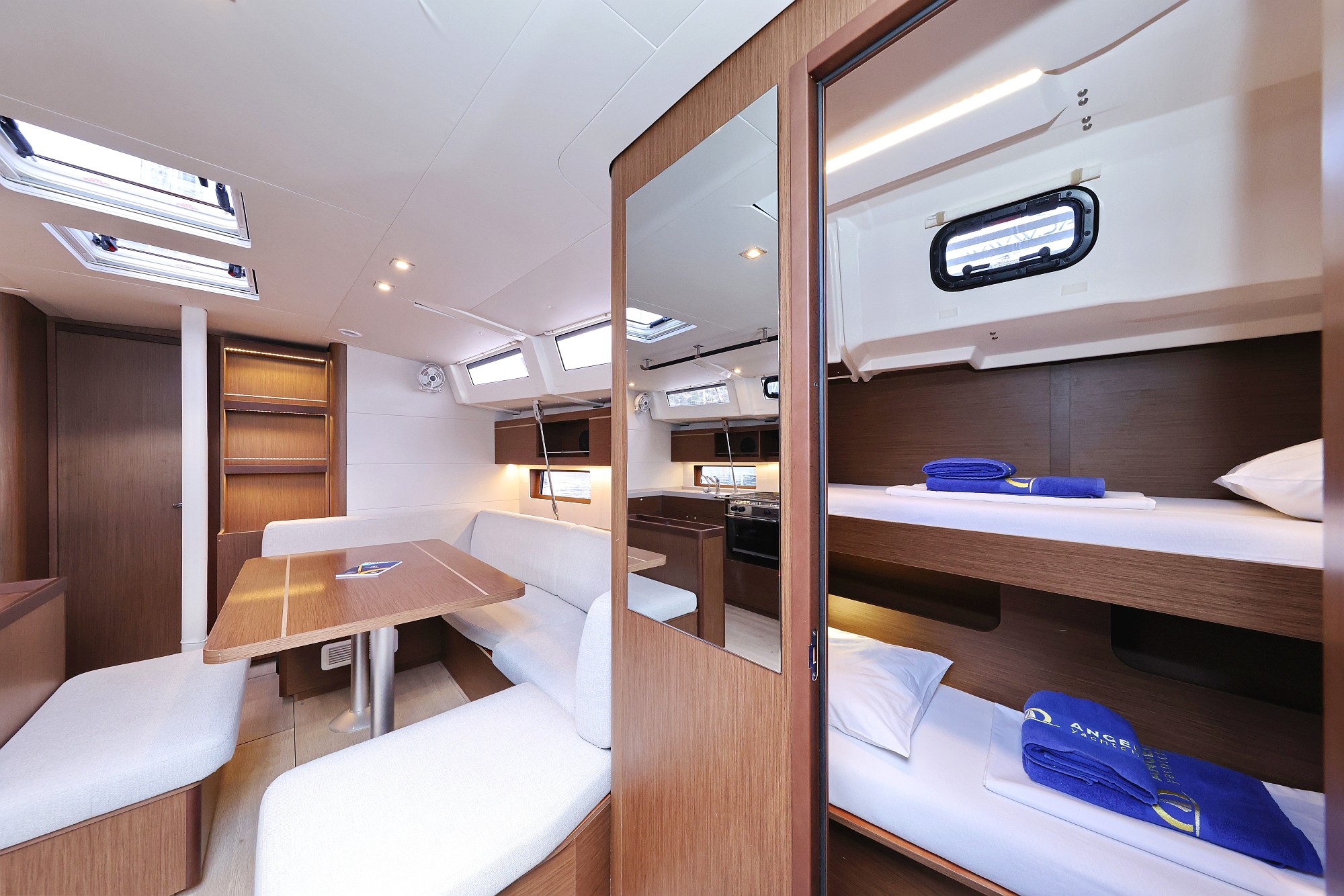 Oceanis 46.1, Zeppelin | Yacht Charter Croatia