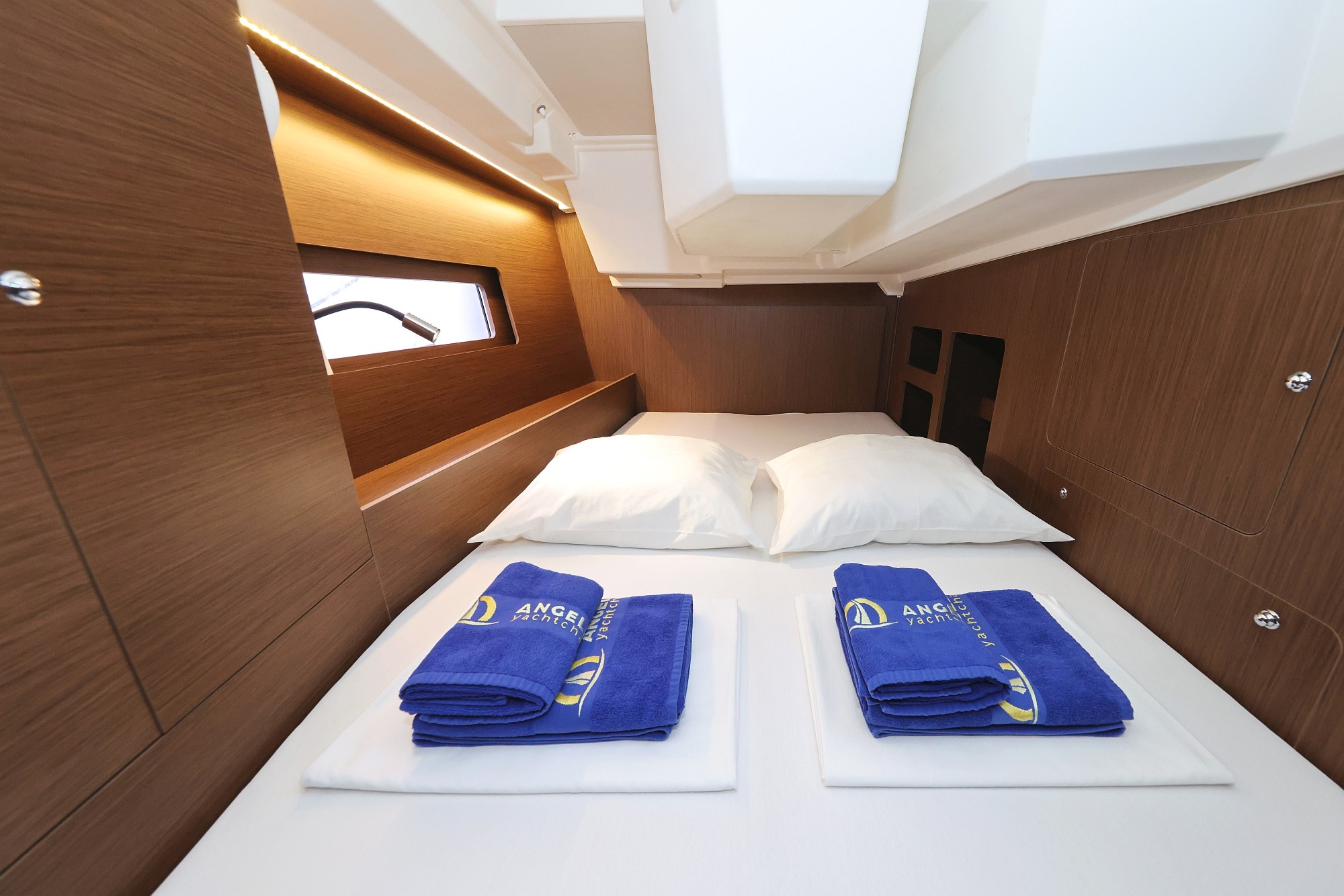 Oceanis 46.1, Zeppelin | Yacht Charter Croatia