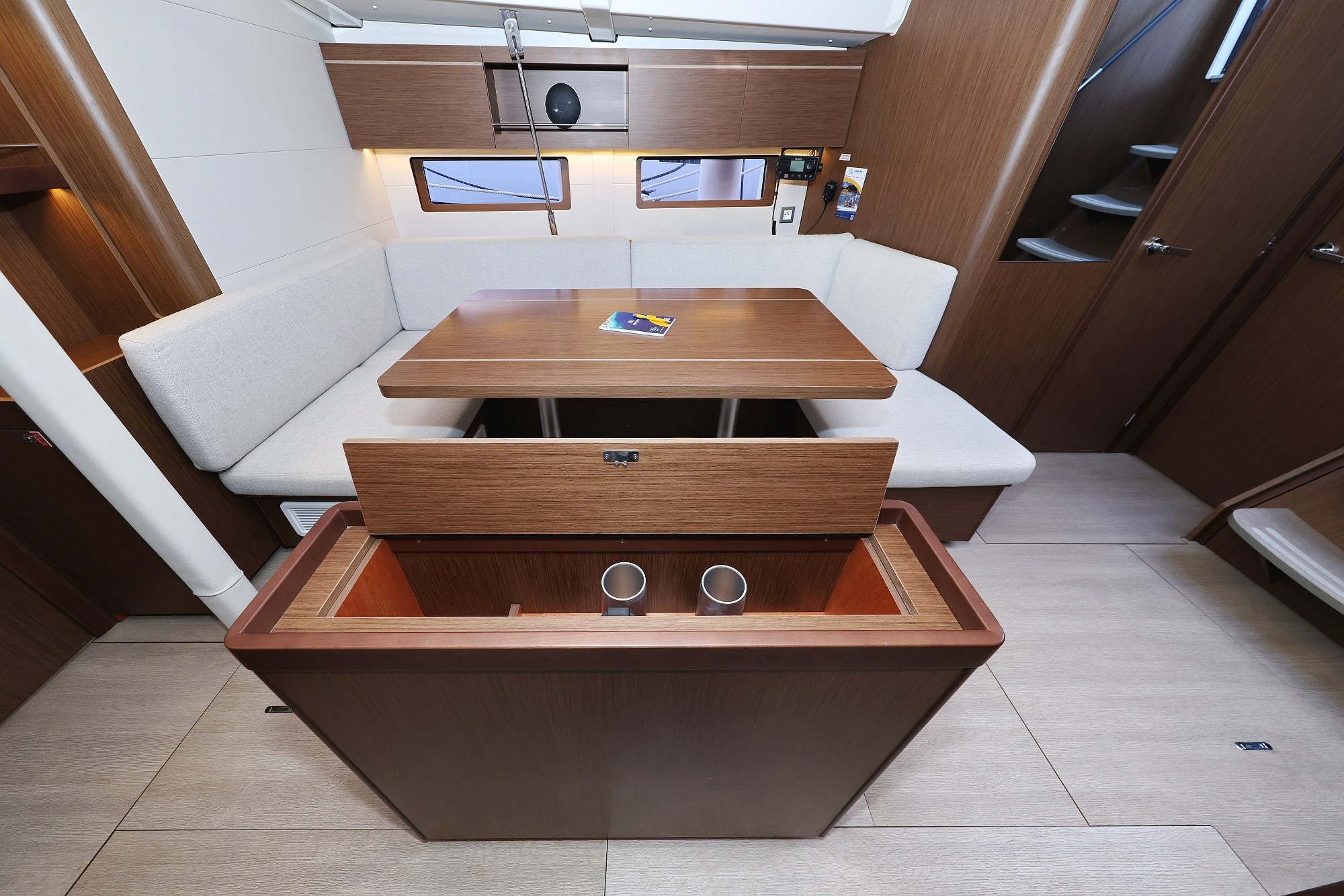 Oceanis 46.1, Zeppelin | Yacht Charter Croatia