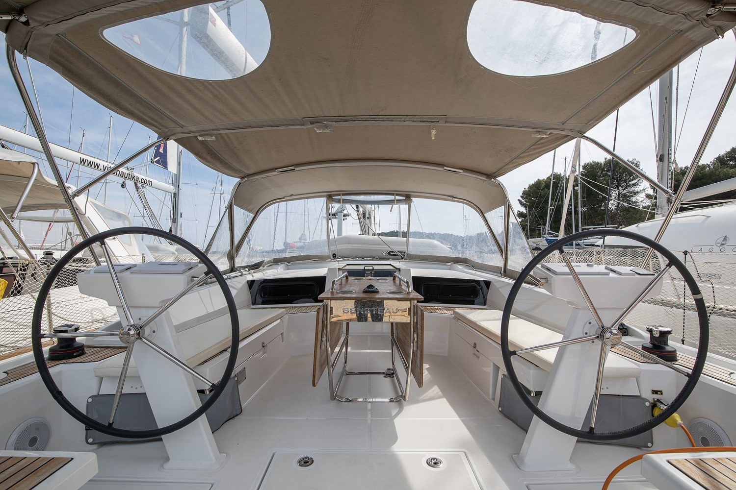 Oceanis 46.1, Amore di Mare | Yacht Charter Croatia