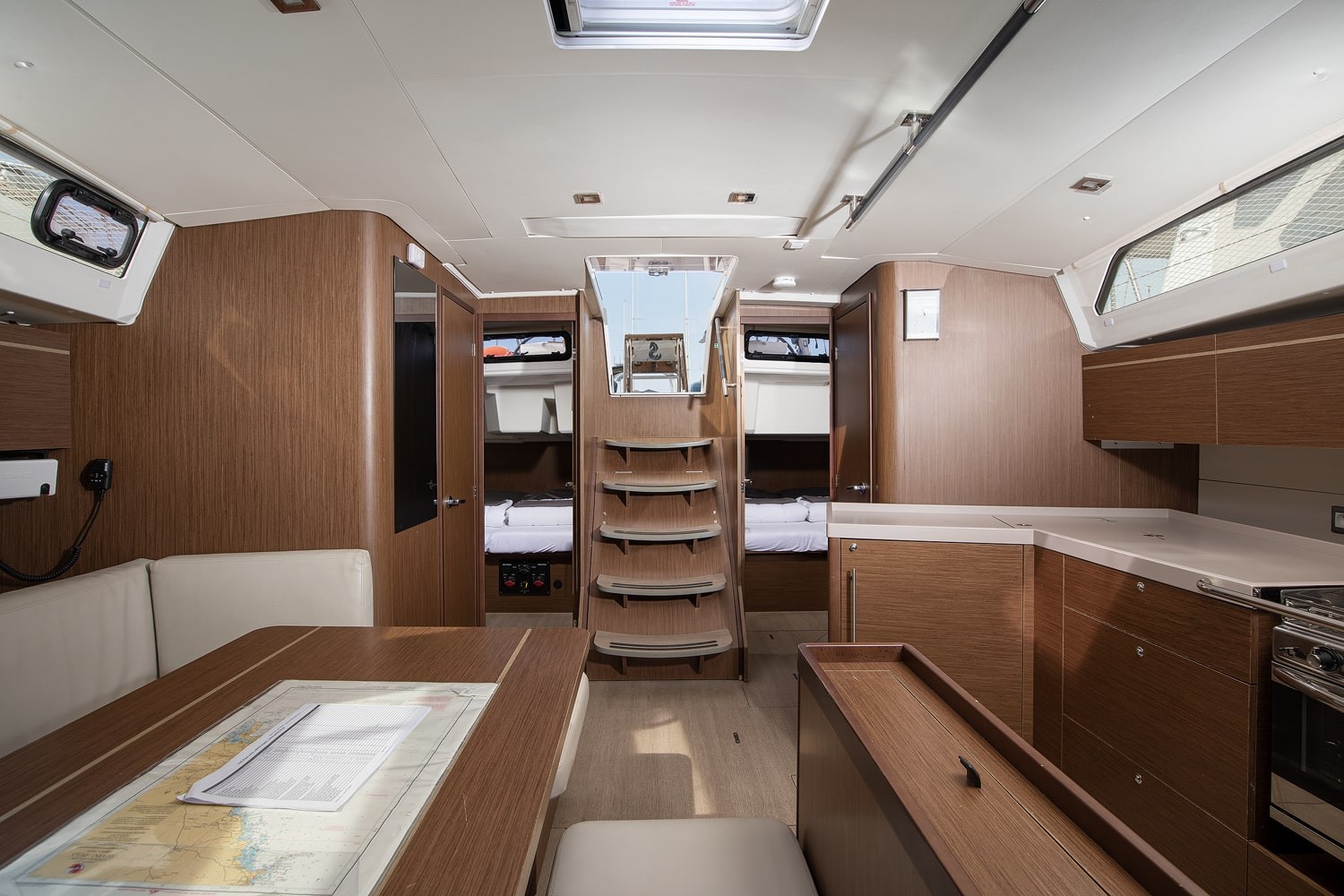 Oceanis 46.1, Amore di Mare | Yacht Charter Croatia