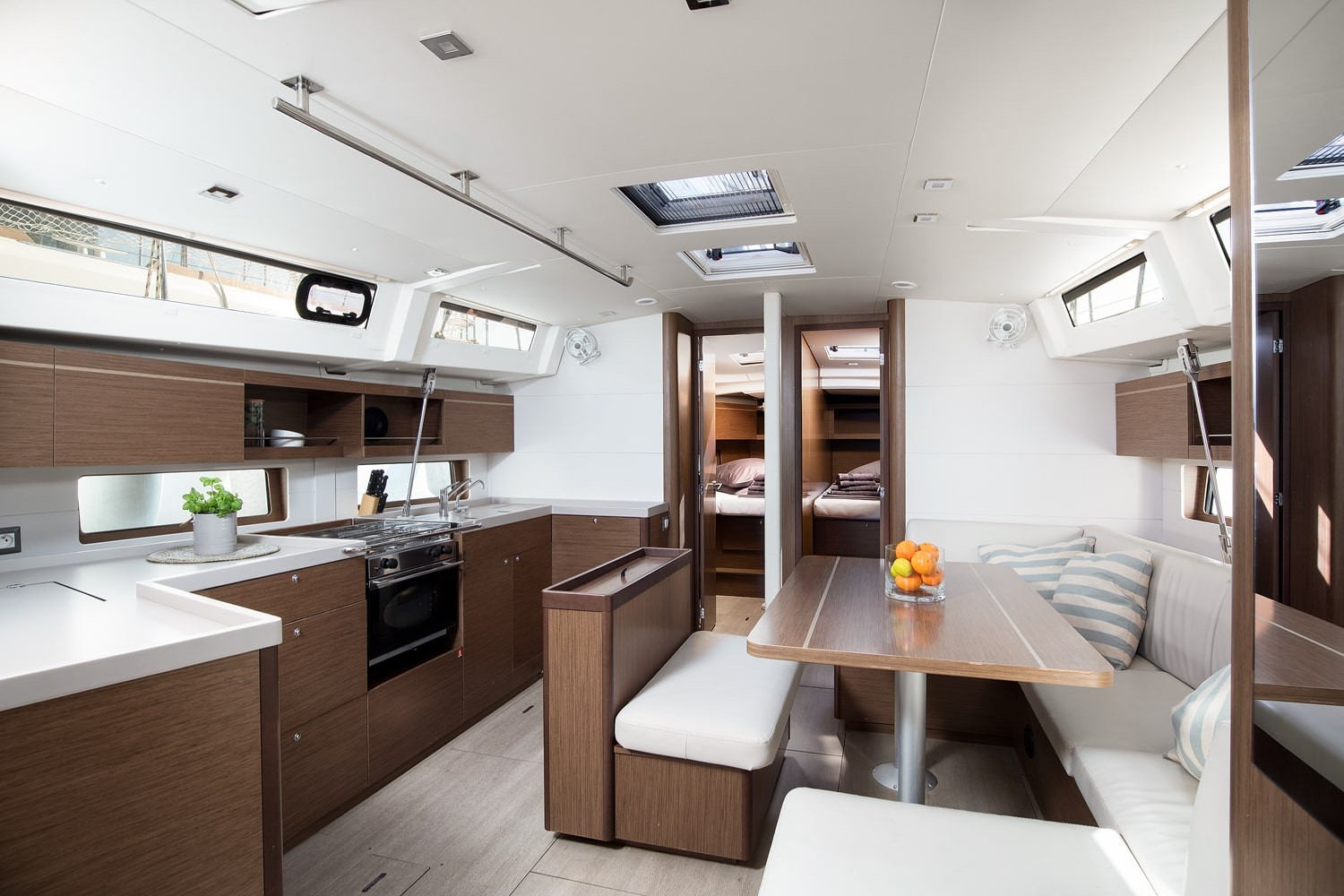 Oceanis 46.1, Vento di Mare | Yacht Charter Croatia
