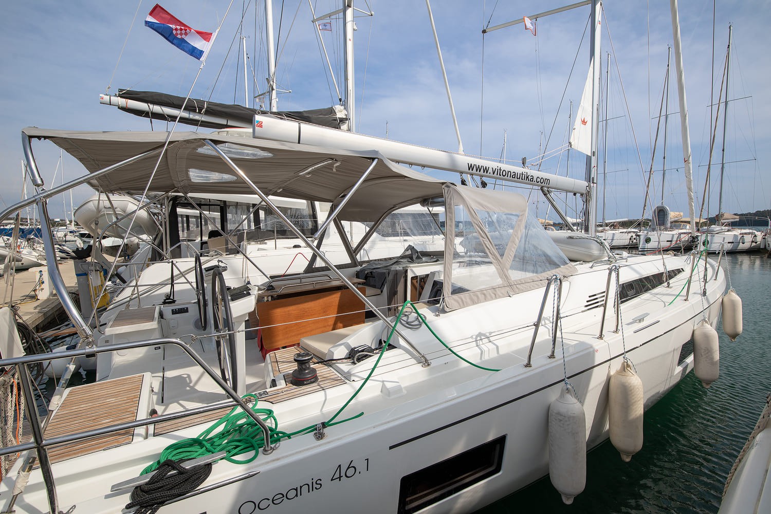 Oceanis 46.1, Pura Vida | Yacht Charter Croatia