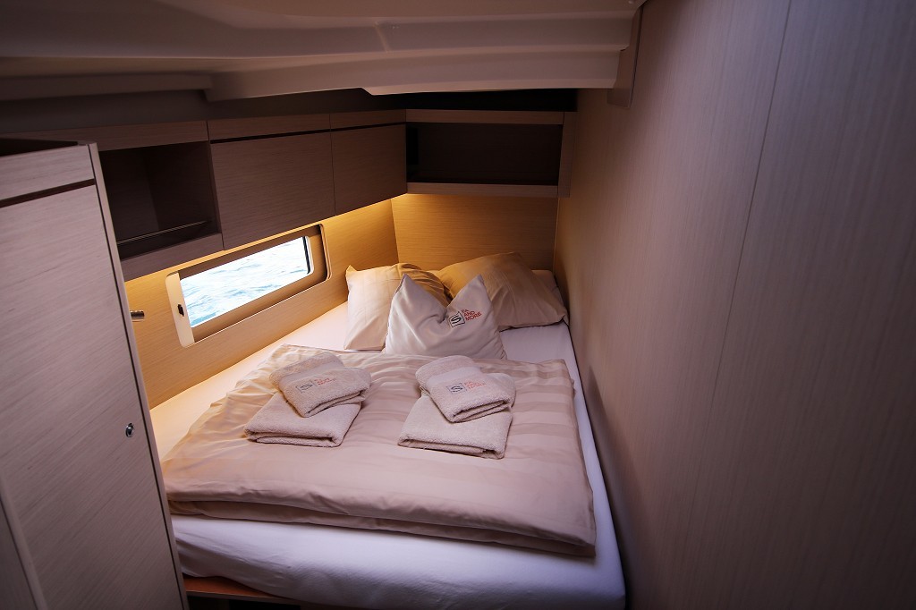 Oceanis 46.1, Liberty | Yacht Charter Croatia