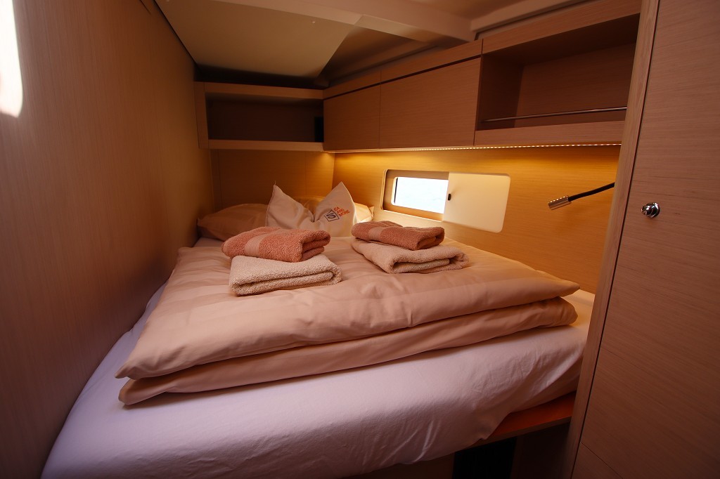 Oceanis 46.1, Liberty | Yacht Charter Croatia