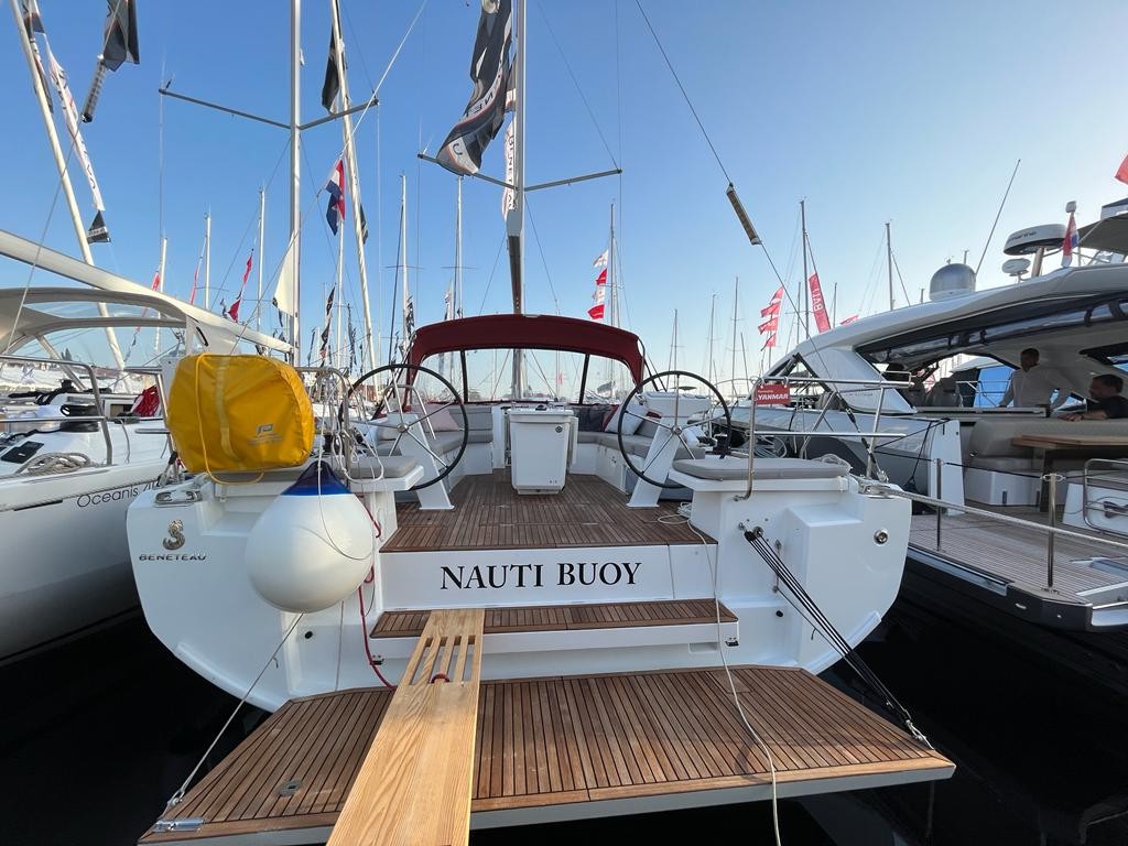 Oceanis 46.1, Nauti Buoy | Yachtcharter Kroatien