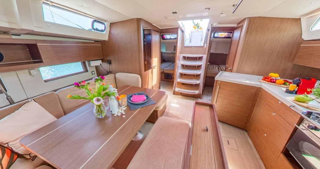 Oceanis 46.1, Nauti Buoy | Yachtcharter Kroatien