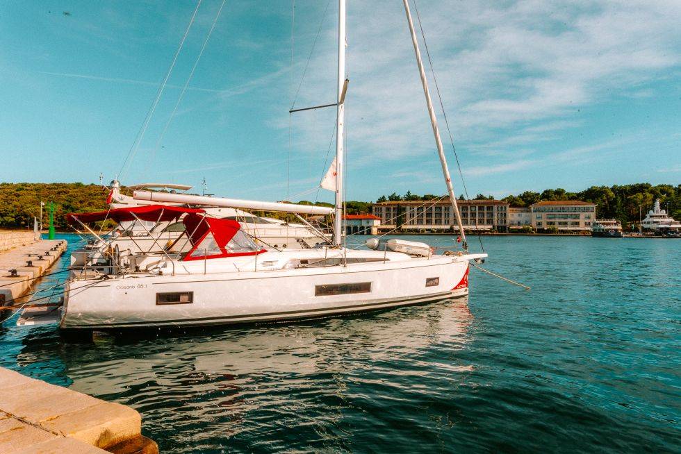 Oceanis 46.1, Ariel | Yacht Charter Croatia