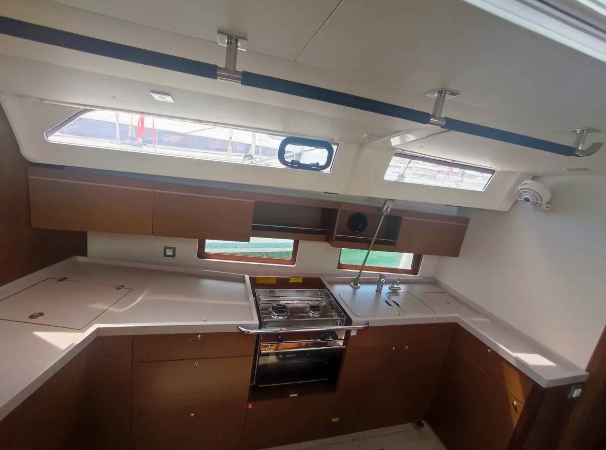 Oceanis 46.1, Ariel | Yacht Charter Croatia