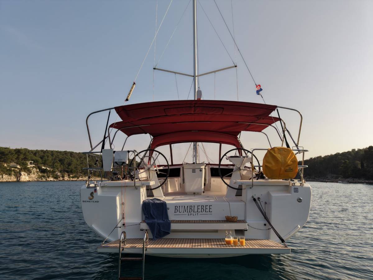 Oceanis 46.1, Bumblebee | Yacht Charter Croatia