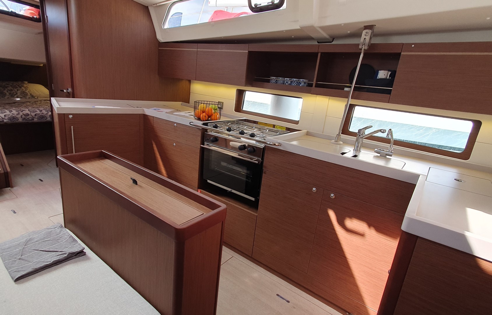 Oceanis 46.1, Ivy | Yacht Charter Croatia