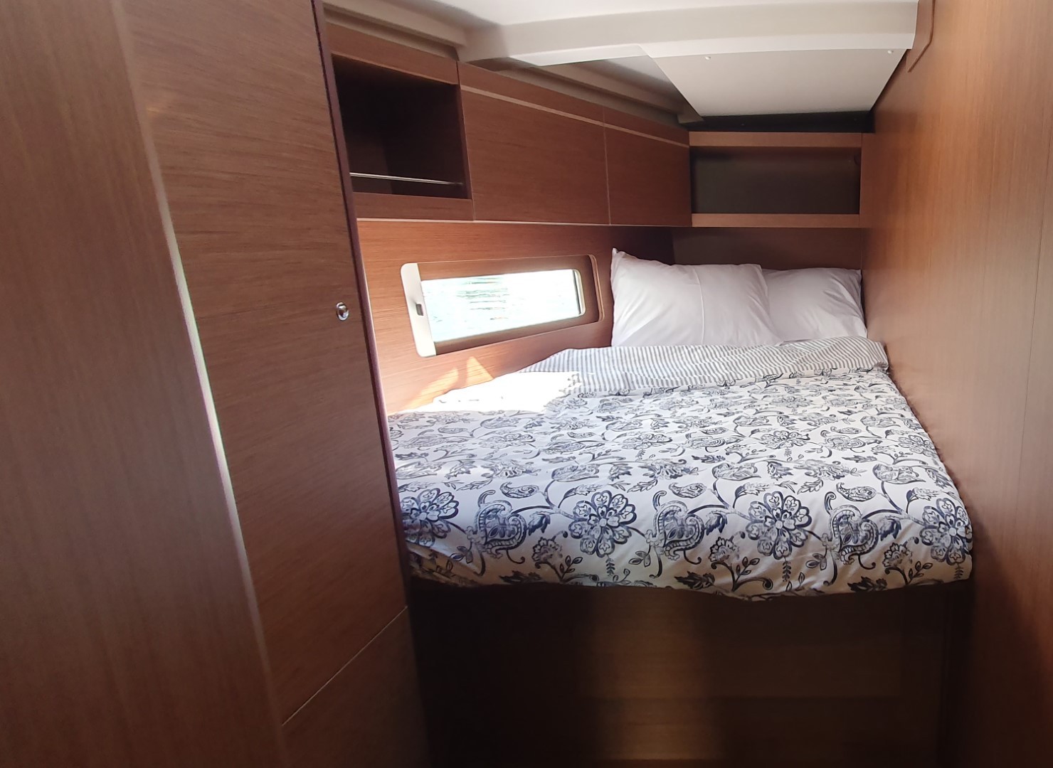 Oceanis 46.1, Ivy | Yacht Charter Croatia