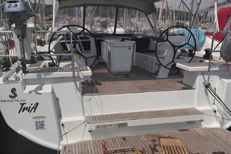 Oceanis 46.1, Tria | Yacht Charter Croatia
