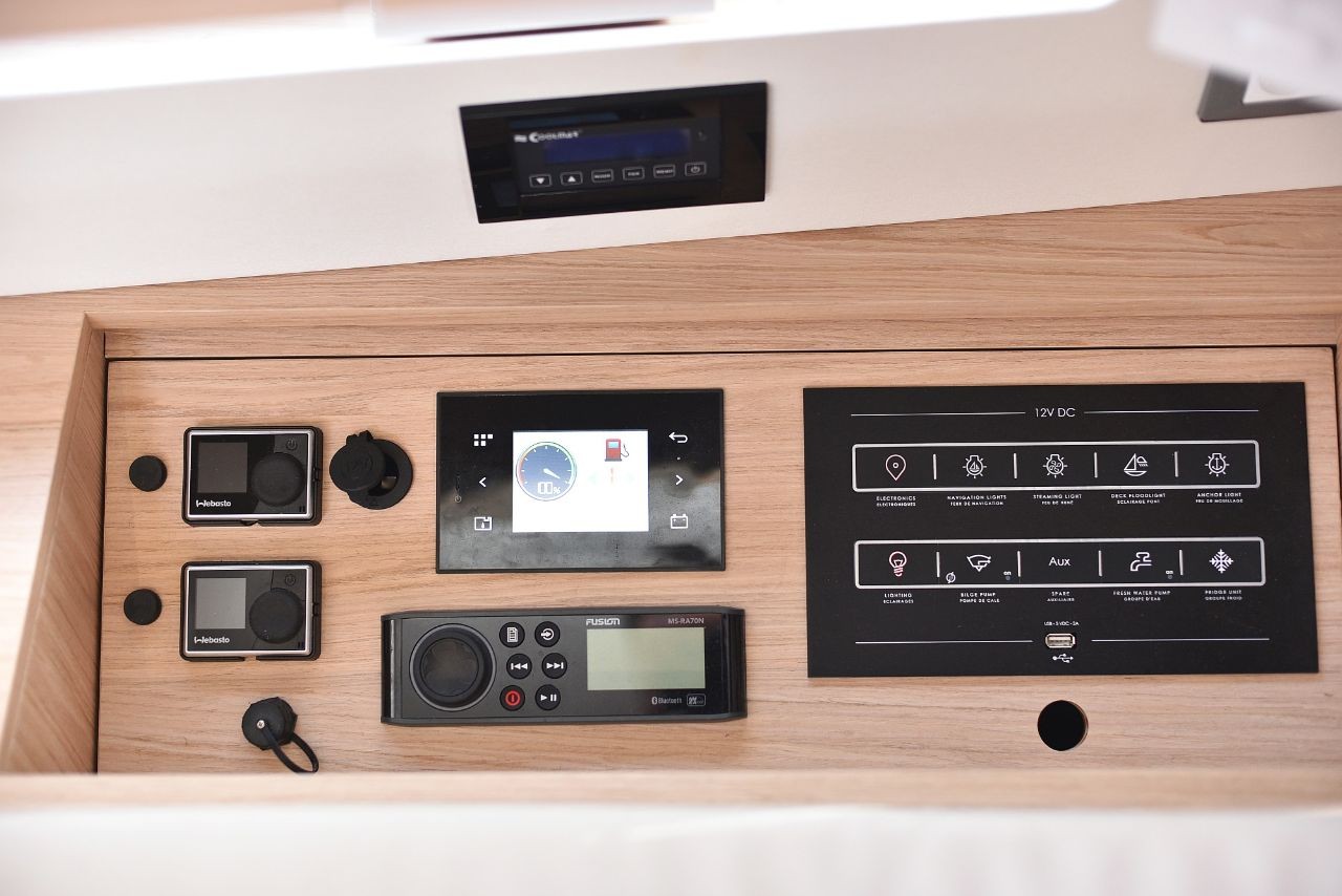 Oceanis 46.1, Mr.White | Yacht Charter Croatia