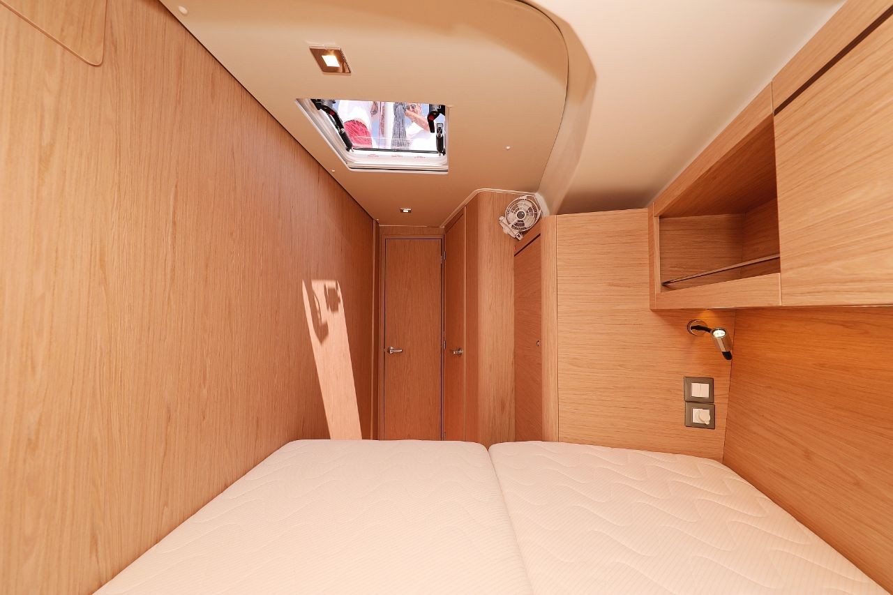 Oceanis 46.1, Mr.White | Yacht Charter Croatia