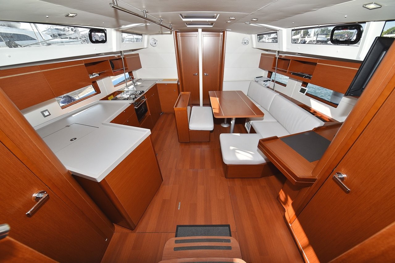 Oceanis 46.1, Antonela M | Yacht Charter Croatia