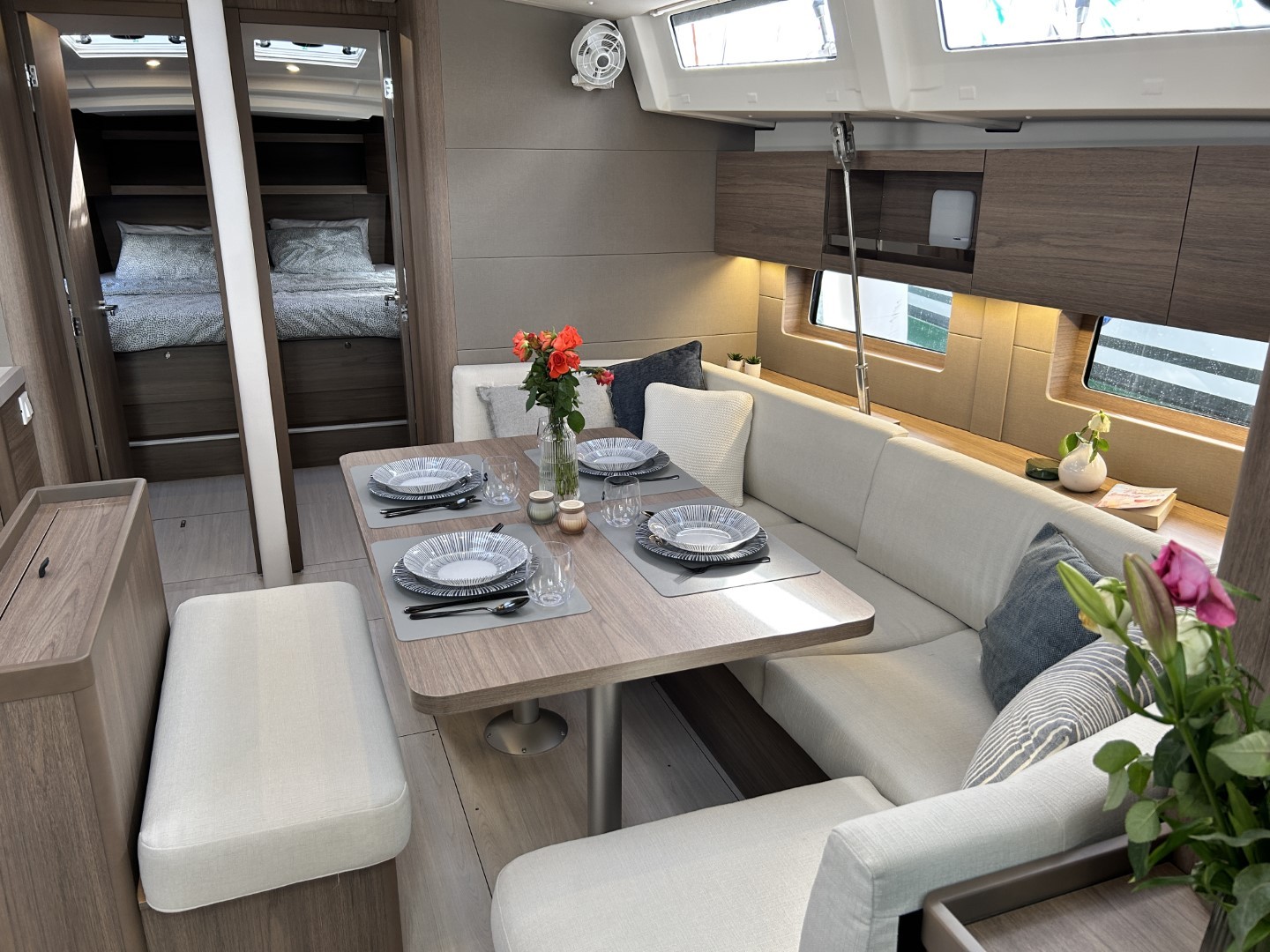 Oceanis 47, Tide Of Your Life | Yacht Charter Croatia