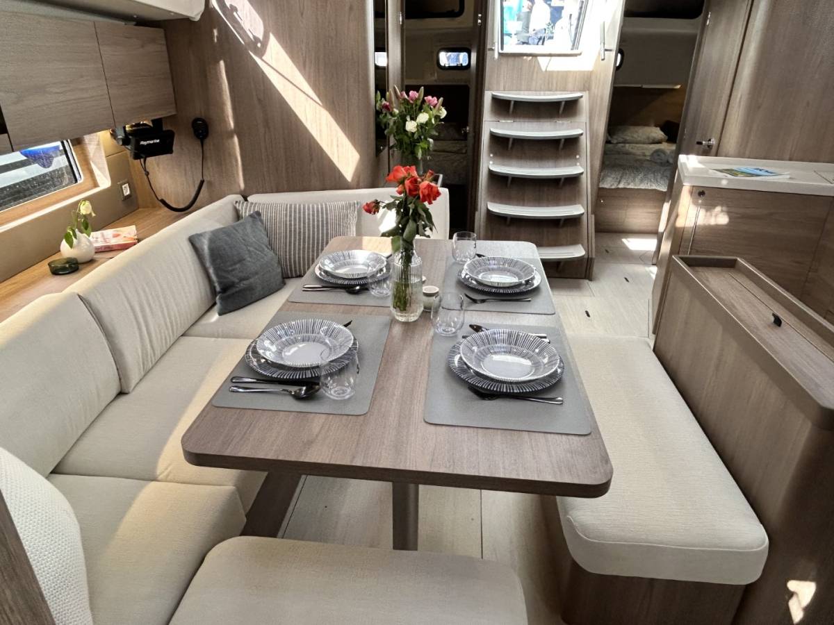 Oceanis 47, Tide Of Your Life | Yacht Charter Croatia