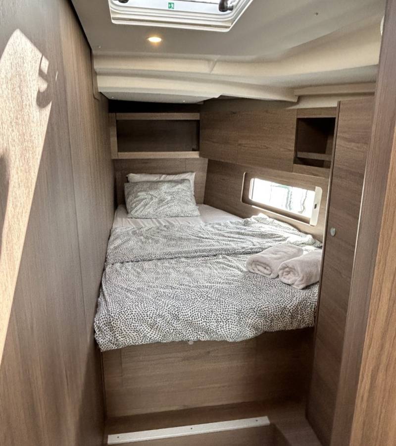 Oceanis 47, Tide Of Your Life | Yacht Charter Croatia