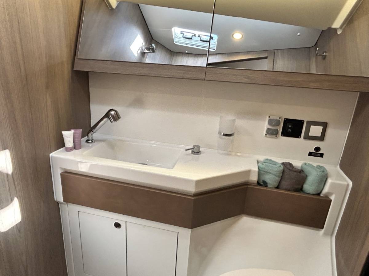 Oceanis 47, Tide Of Your Life | Yacht Charter Croatia