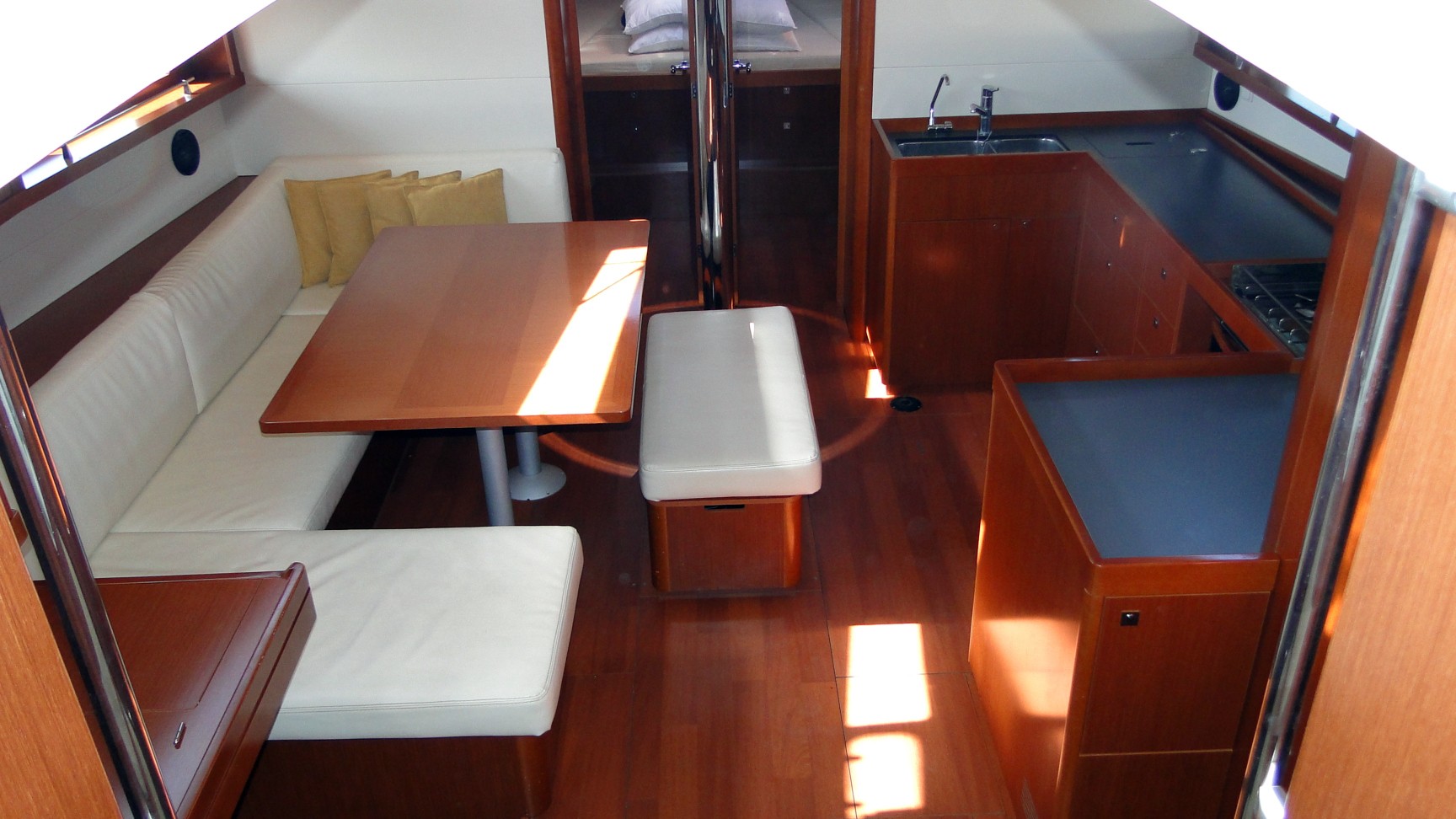 Oceanis 48, CHAGOS  | Yacht Charter Croatia