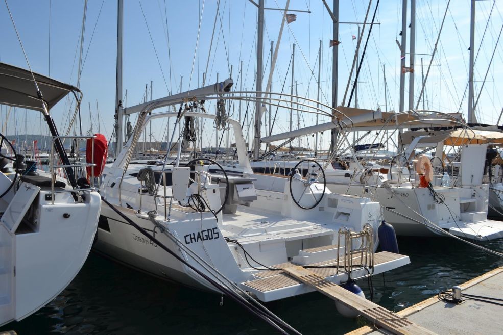 Oceanis 48, CHAGOS  | Yacht Charter Croatia