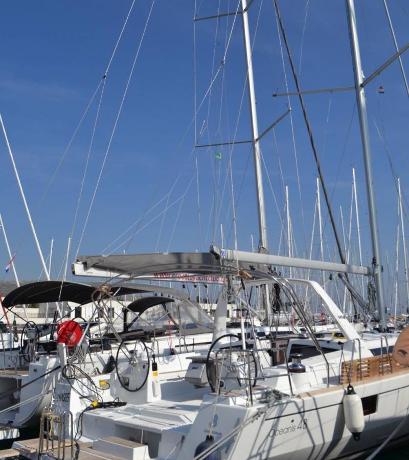 Oceanis 48, CHAGOS  | Yacht Charter Croatia