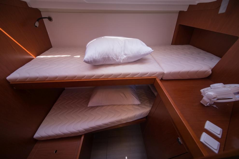 Oceanis 48, COETIVY | Yacht Charter Croatia