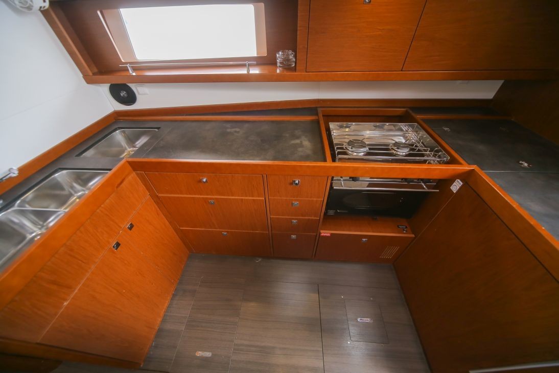 Oceanis 48, ALDABRA | Yacht Charter Croatia
