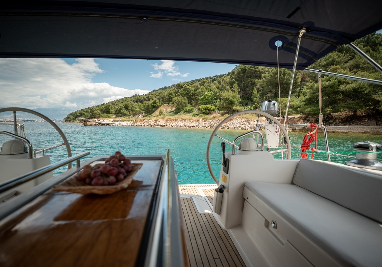 Oceanis 48, Gold One | Yachtcharter Kroatien