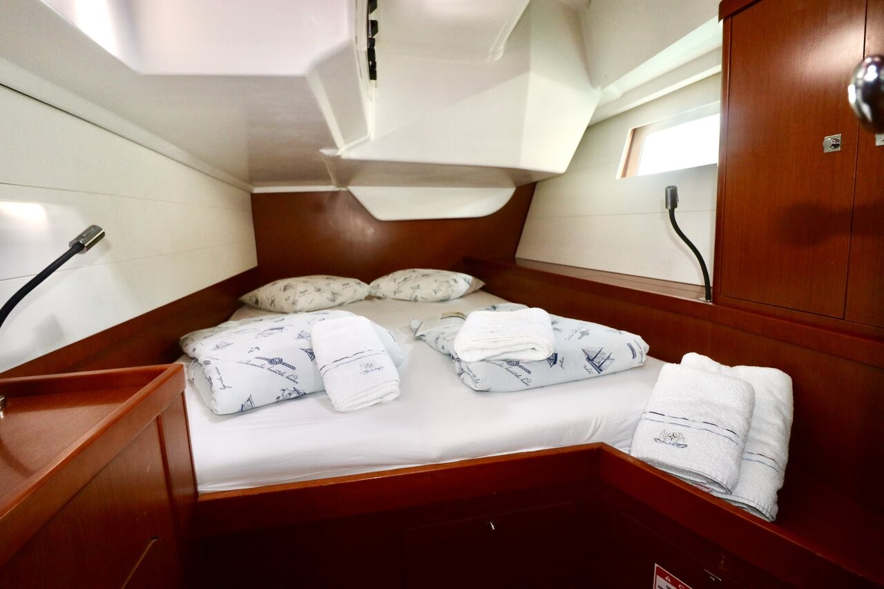 Oceanis 48, Lastovo | Yacht Charter Croatia