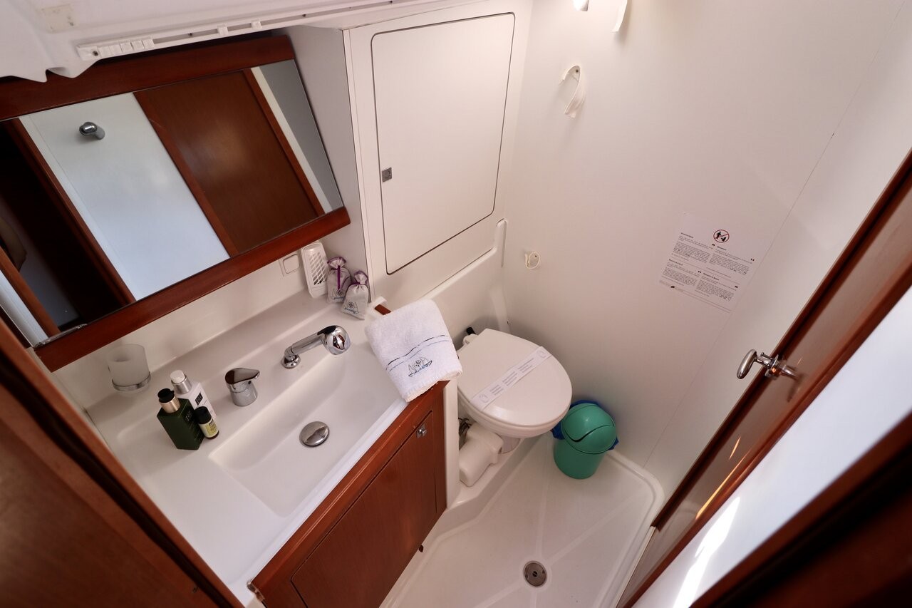 Oceanis 48, Lastovo | Yacht Charter Croatia